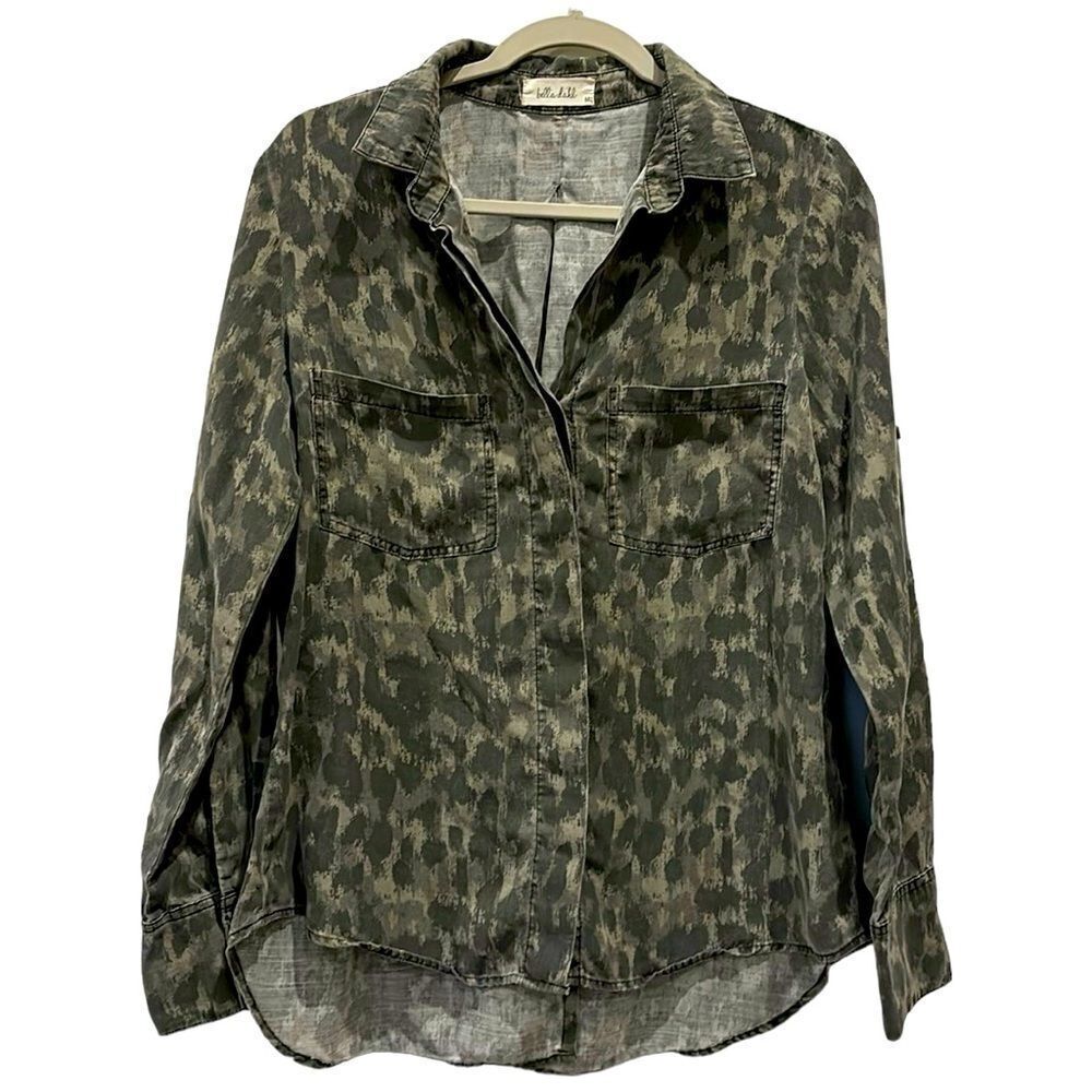 Bella Dahl Green Camouflage Camo Button Down Blouse Top Medium